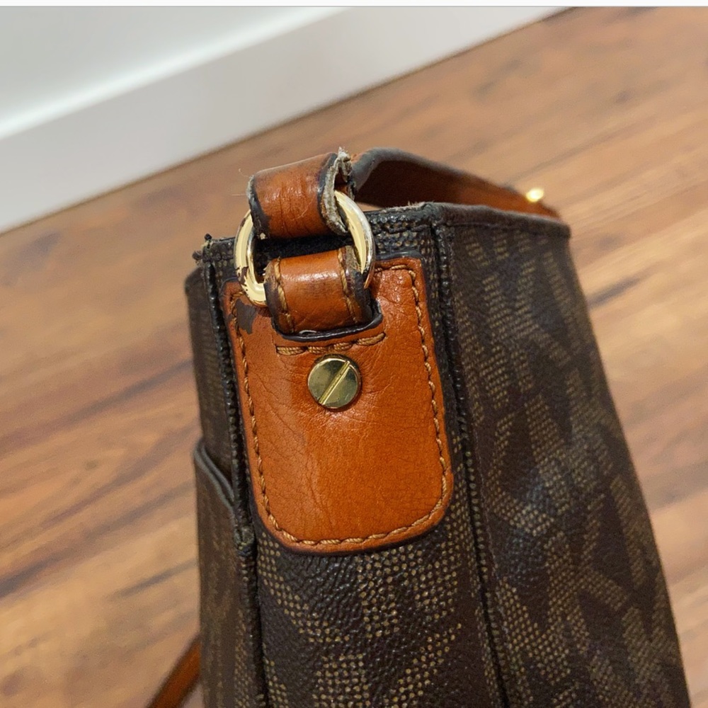 Michael Kors Brown Monogram Handbag - Picture 6 of 8